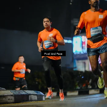 Runner Photo 7794090