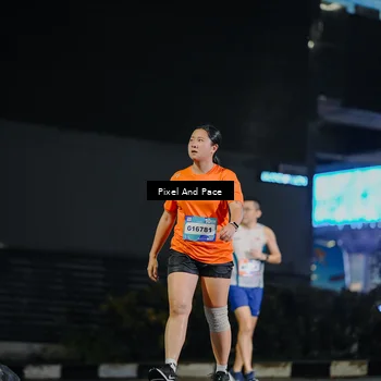 Runner Photo 7794100