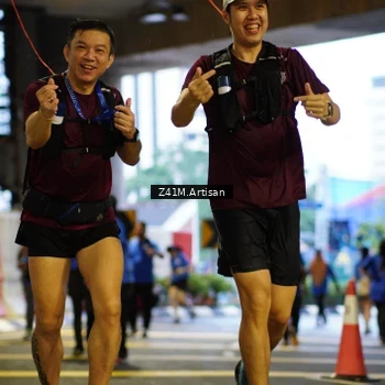 Runner Photo 7794112