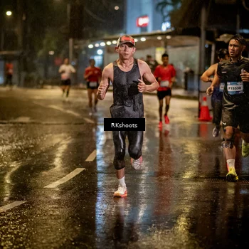 Runner Photo 7794121