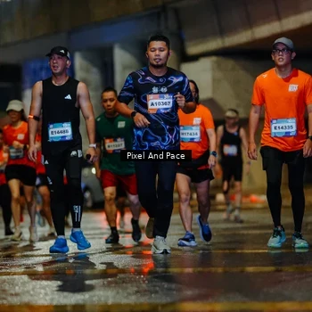 Runner Photo 7794129