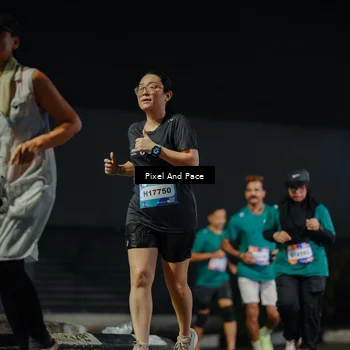 Runner Photo 7794148