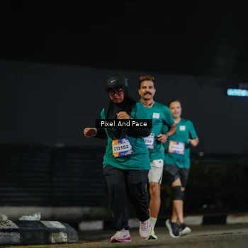 Runner Photo 7794153