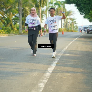 Runner Photo 7794182