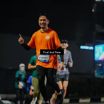 Runner Photo 7794210