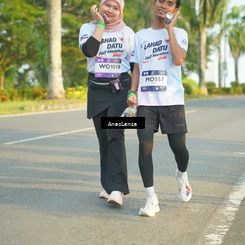 Runner Photo 7794287
