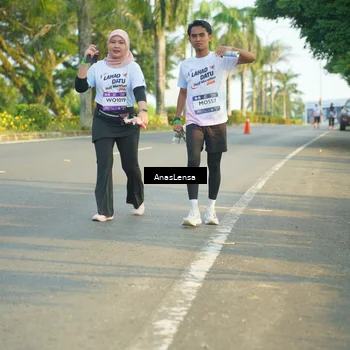 Runner Photo 7794297
