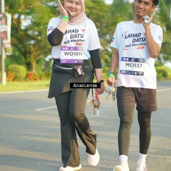 Runner Photo 7794311
