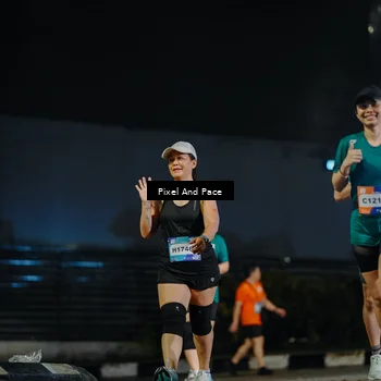 Runner Photo 7794332
