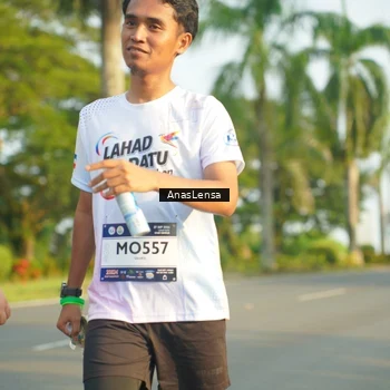 Runner Photo 7794336