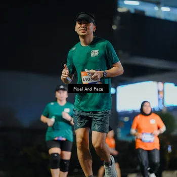 Runner Photo 7794351