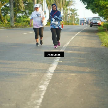 Runner Photo 7794364