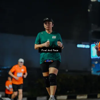 Runner Photo 7794367