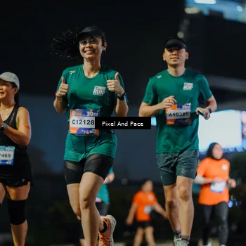 Runner Photo 7794373