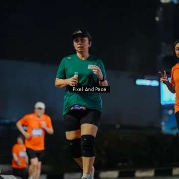 Runner Photo 7794402