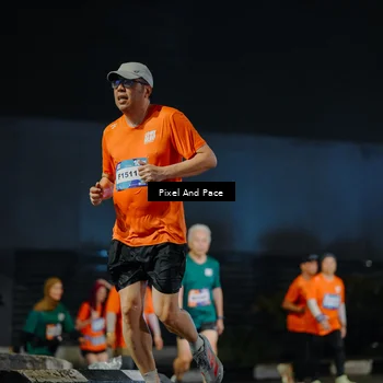 Runner Photo 7794410
