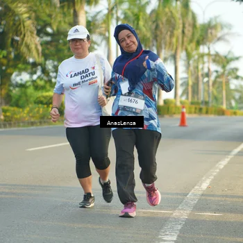 Runner Photo 7794419