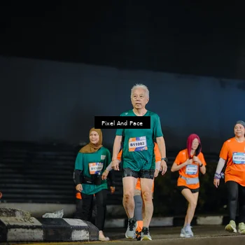 Runner Photo 7794439