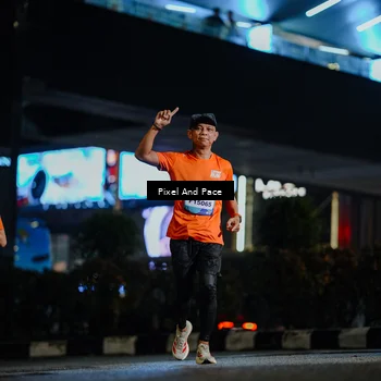Runner Photo 7794451