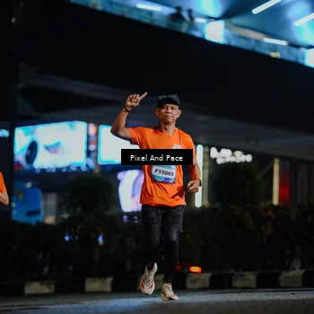Runner Photo 7794453