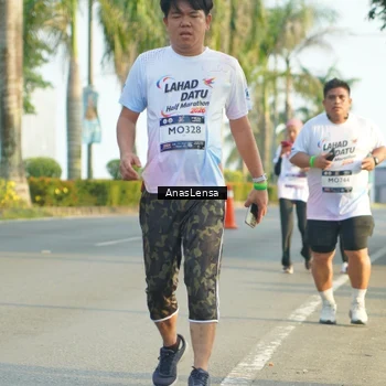 Runner Photo 7794463