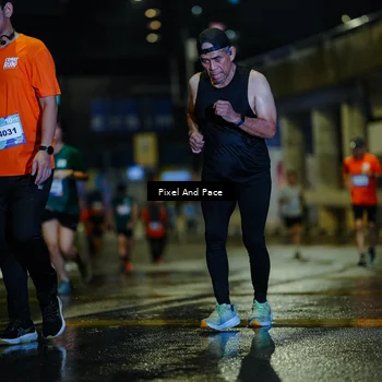 Runner Photo 7794471
