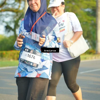 Runner Photo 7794476