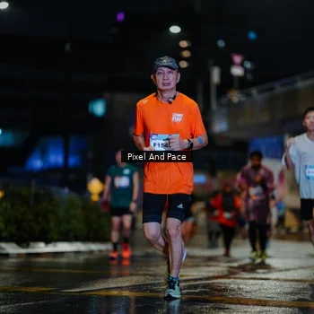 Runner Photo 7794490