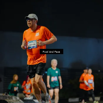 Runner Photo 7794501