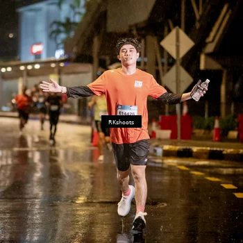 Runner Photo 7794511