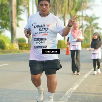 Runner Photo 7794535