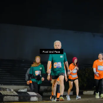 Runner Photo 7794536