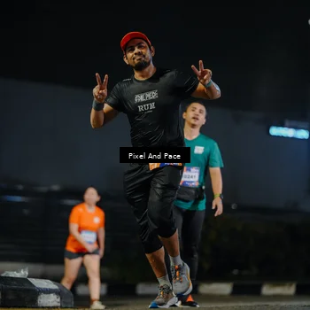 Runner Photo 7794564