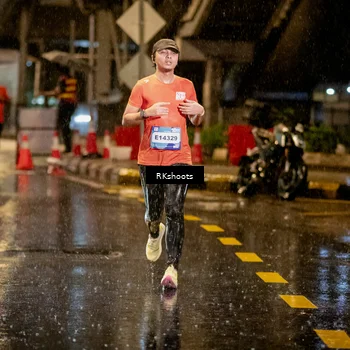 Runner Photo 7794573