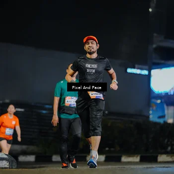 Runner Photo 7794590