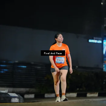 Runner Photo 7794592