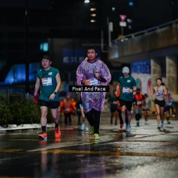 Runner Photo 7794614