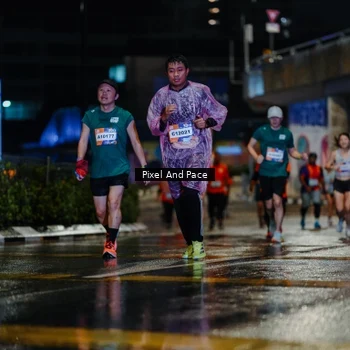 Runner Photo 7794620