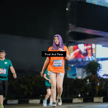Runner Photo 7794645