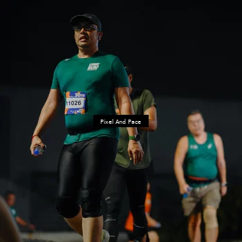 Runner Photo 7794653