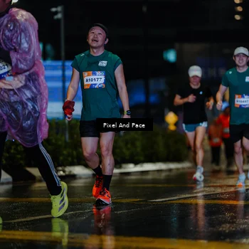 Runner Photo 7794654