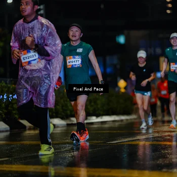 Runner Photo 7794656