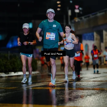 Runner Photo 7794659