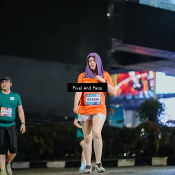 Runner Photo 7794660