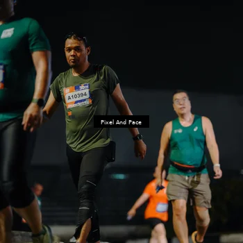 Runner Photo 7794665