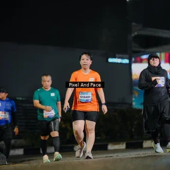 Runner Photo 7794681
