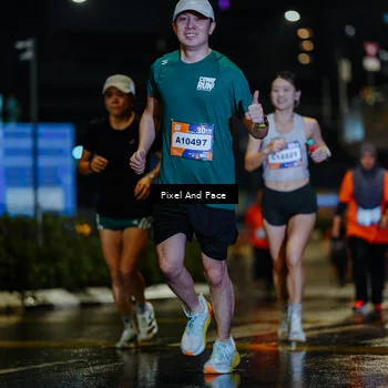 Runner Photo 7794686