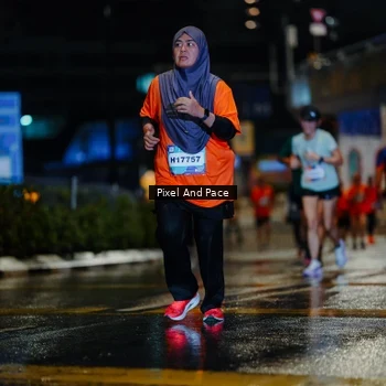 Runner Photo 7794711
