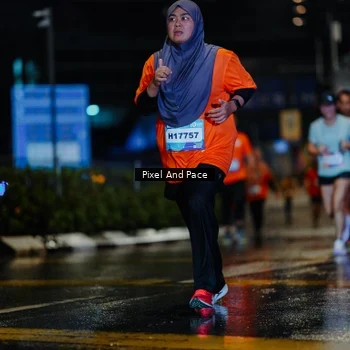 Runner Photo 7794729