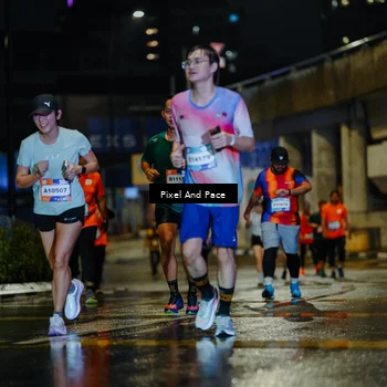 Runner Photo 7794761